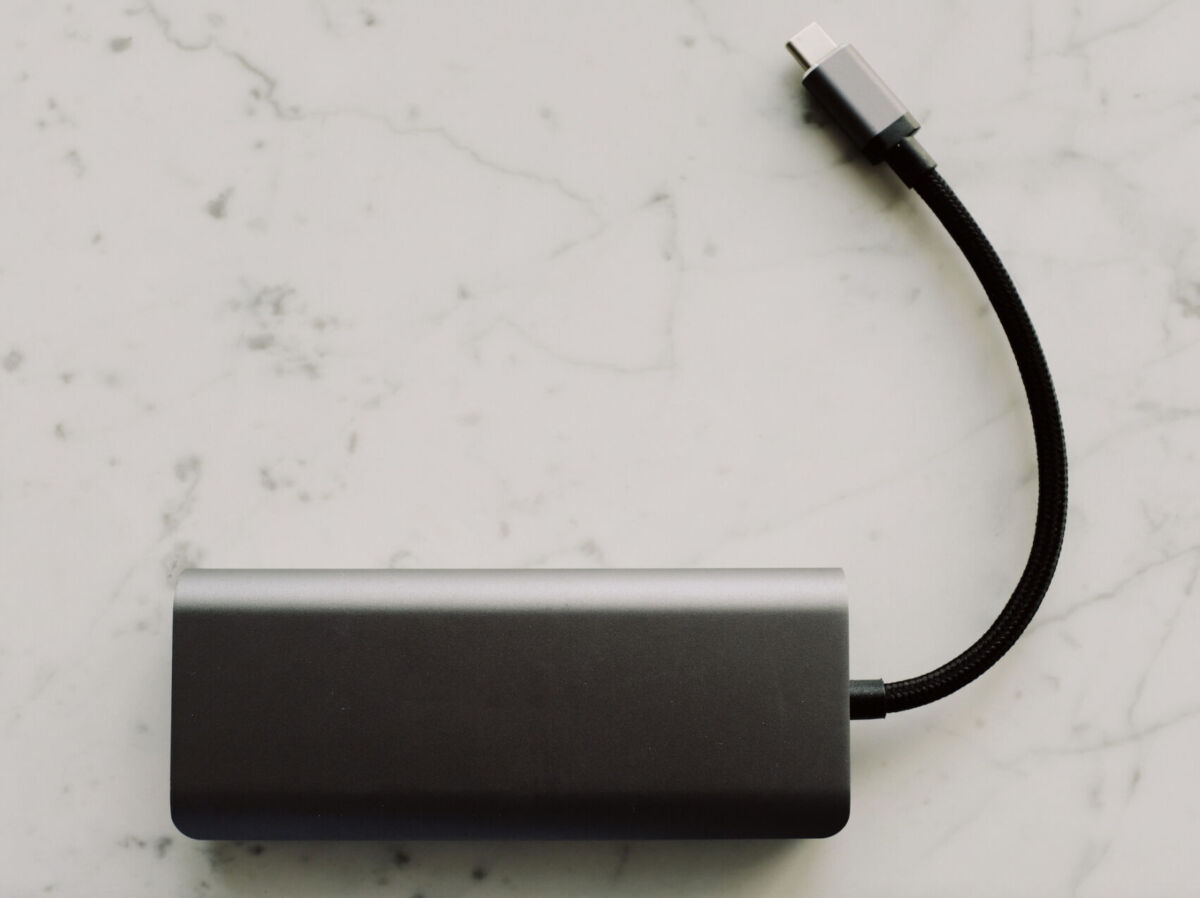 Portable Charger vs Alternatives - Ready Aim Travel