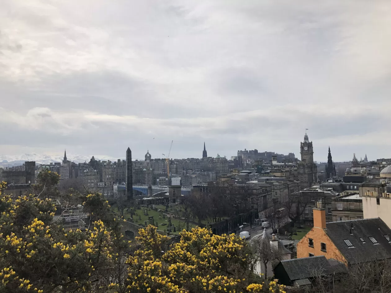 edinburgh scotland skyline